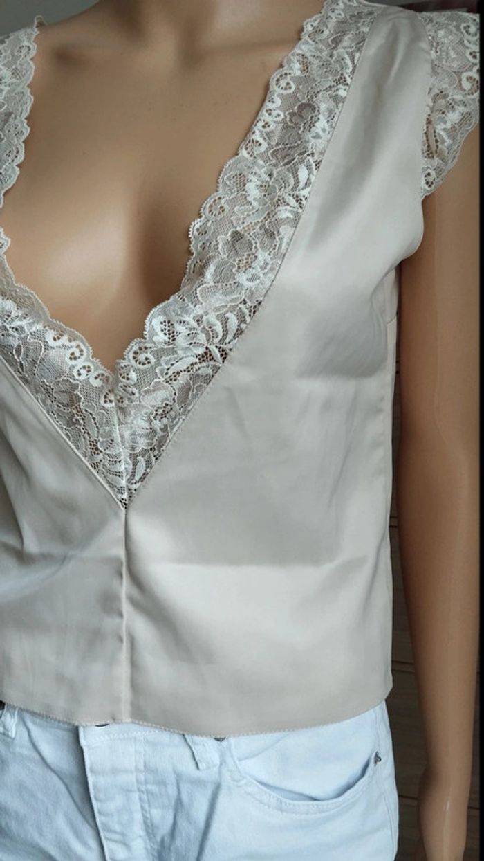 Superbe top haut blouse beige effet dentelle taille 34/36 - photo numéro 5