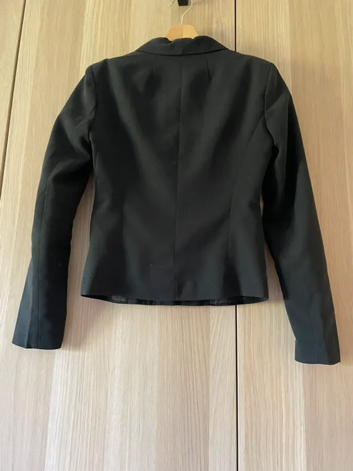 Veste noire - photo numéro 2