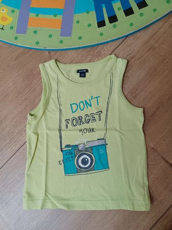 T-shirt sans manches 2ans