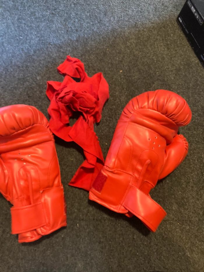 Gant de boxe et bandes de boxe - photo numéro 5