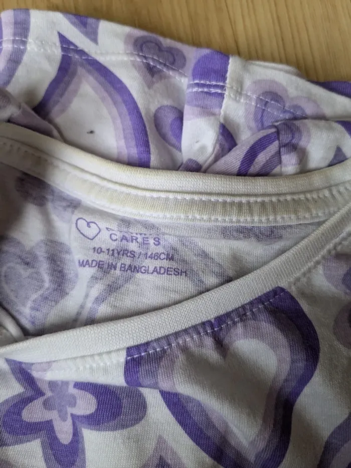 💜 T-shirt cœur fleuri Primark – 10/11 ans - photo numéro 4