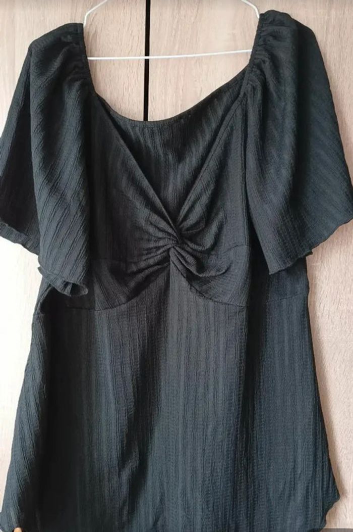 Tunique noire