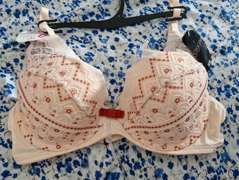 Soutien gorge neuf 90B
