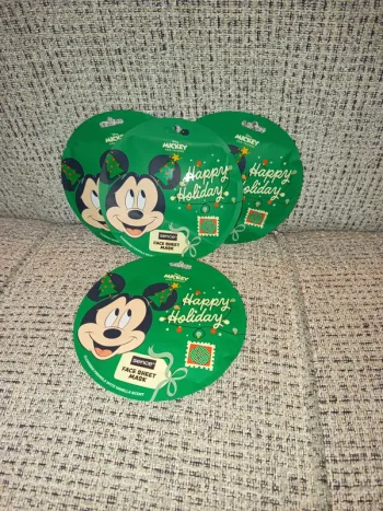 Lot de 4 masques visage Mickey vanille