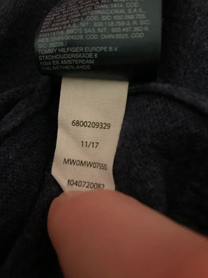 Pull col en V bleu marine pour homme Tommy Hilfiger taille M 471 - photo numéro 18