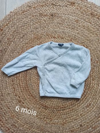 Gilet gros cache coeur 6 mois kiabi