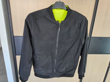 Blouson  réversible taille 12 ans