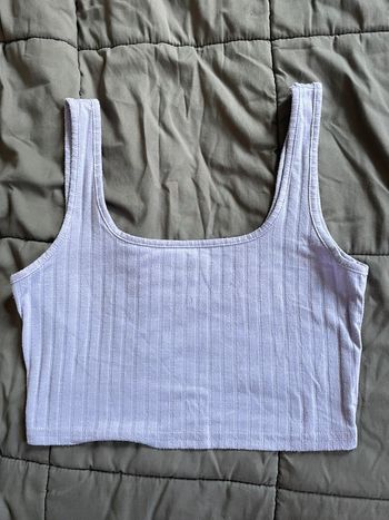 haut violet crop top