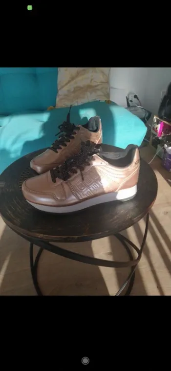 Baskets Superdry Dorées 36