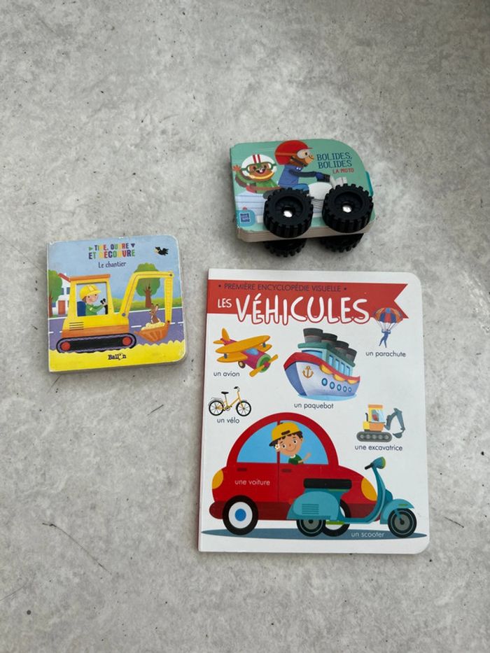 Lot livre cartonnés véhicule