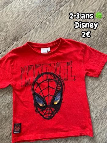 T-shirt 🍀 2-3 ans 🍀 Disney