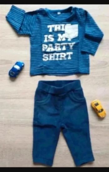 ensemble t-shirt manches longues et pantalon 3-6 mois / 62 cm·Très bon état·TEX
