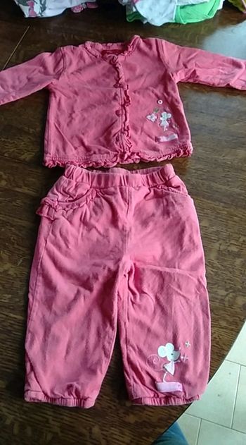 Jogging rose 12 mois