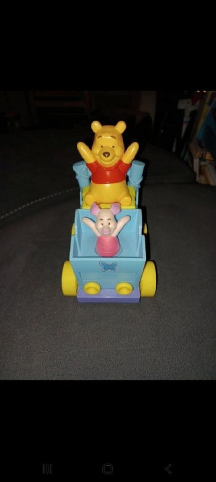 Voiture winnie l ourson - photo numéro 2