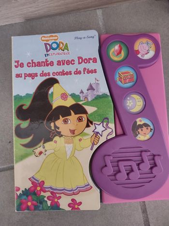 Livre sonore Je chante avec Dora au pays des contes de fées