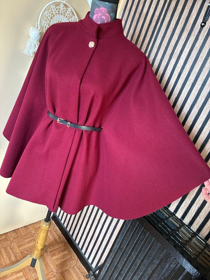 Cape rouge/bordeaux - photo numéro 3