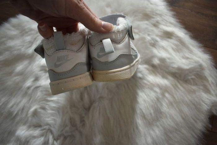 Nike basket mixte montante pointure 26 (DX) - photo numéro 6