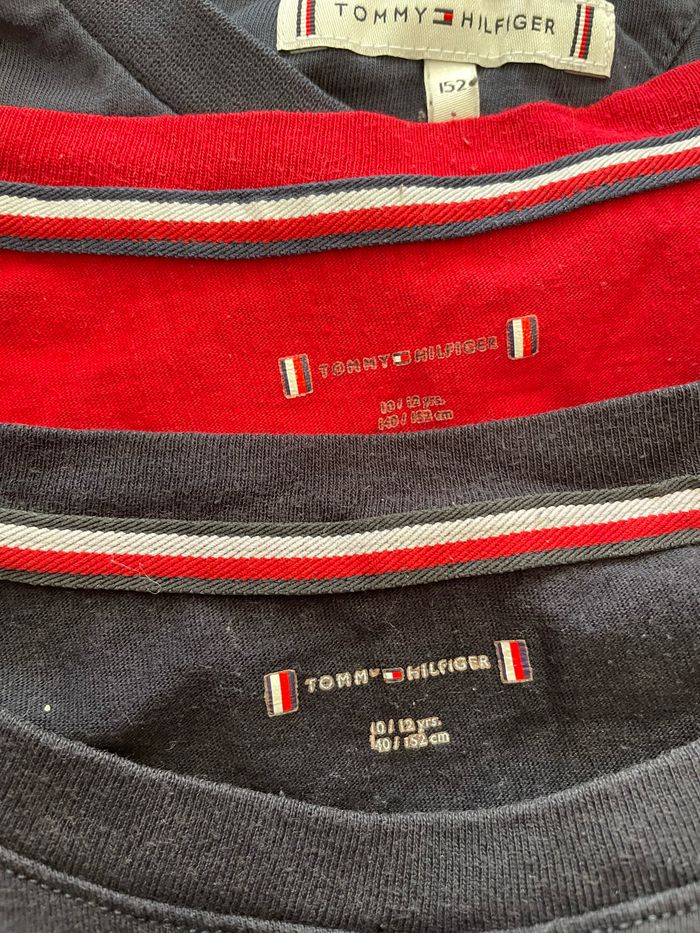 Lot t-shirt tommy Hilfiger - photo numéro 5