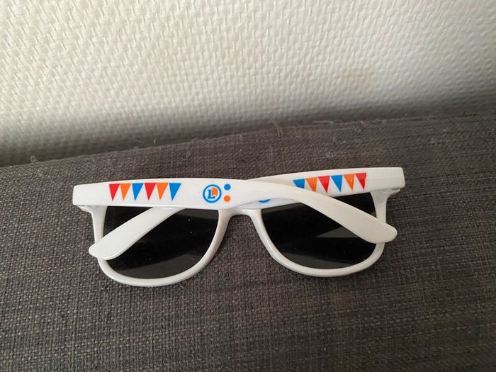 Lunettes de soleil - photo numéro 4