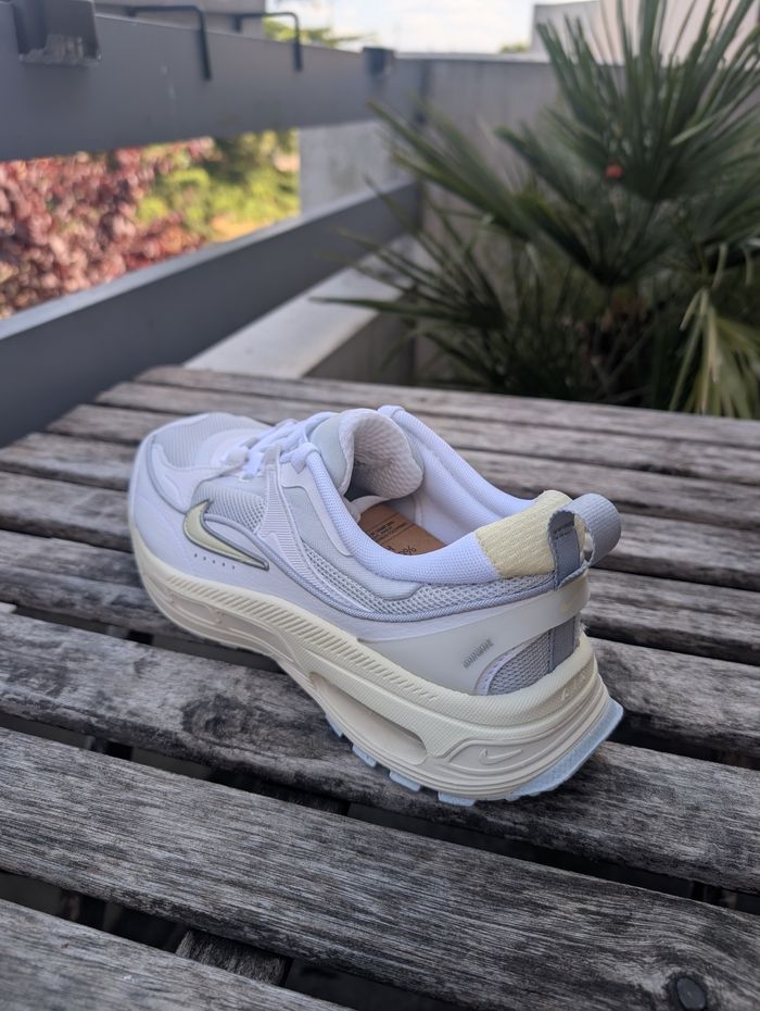 Sneakers Nike Air Max Bliss Next Nature baskets taille 40 femme - photo numéro 7