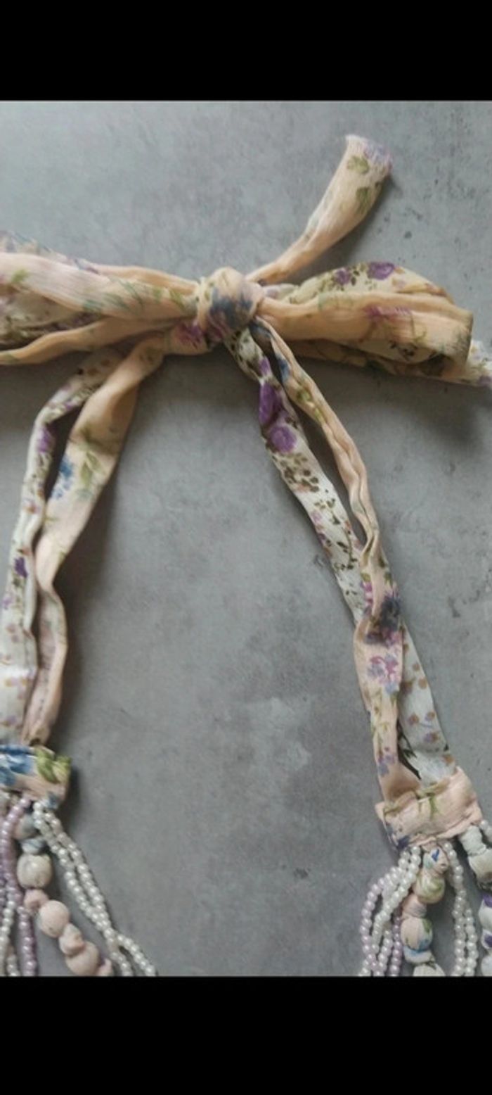 Collier en excellent état - photo numéro 3