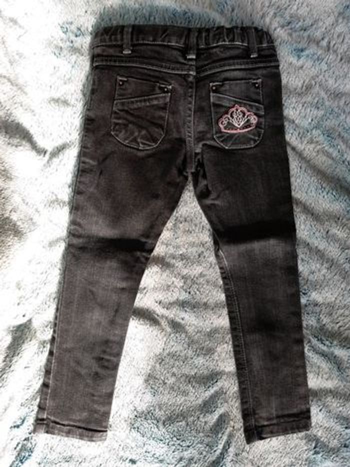 Jeans fille 3/4 ans - photo numéro 2