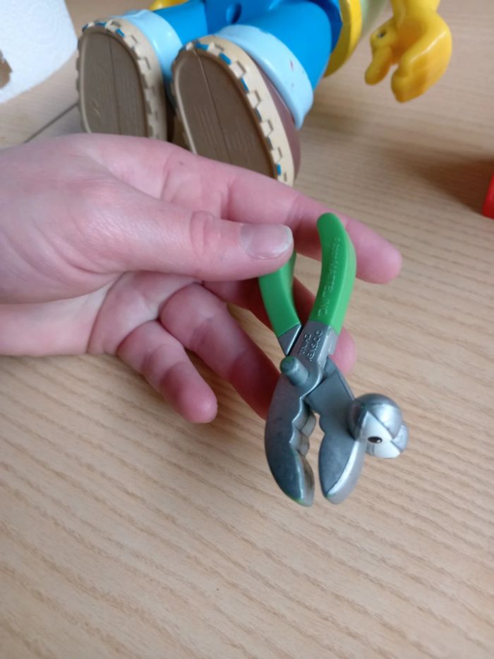 Manny et c'est outils - photo numéro 11
