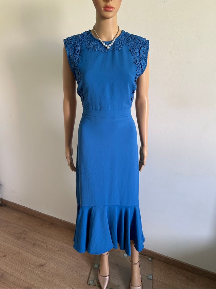 Robe longue bleue neuve avec dentelle BGN Workshop taille 38