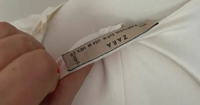 Zara, blouse top haut débardeur,  Coloris écru crème beige  femme, taille M/38 - photo numéro 4