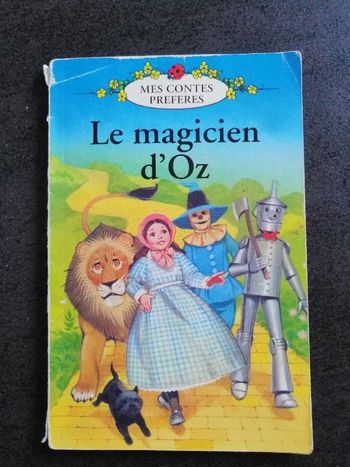 Livre collector Le magicien d'Oz en bon état