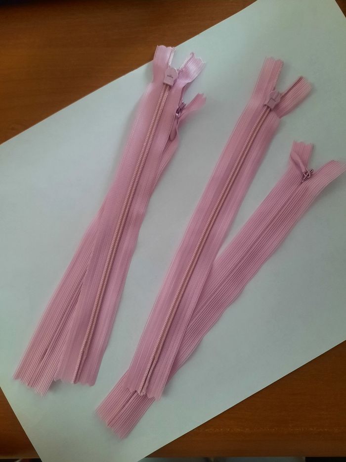 Fermeture éclair invisible neuf rose claire environs 18cm idéal atelier couture - photo numéro 2