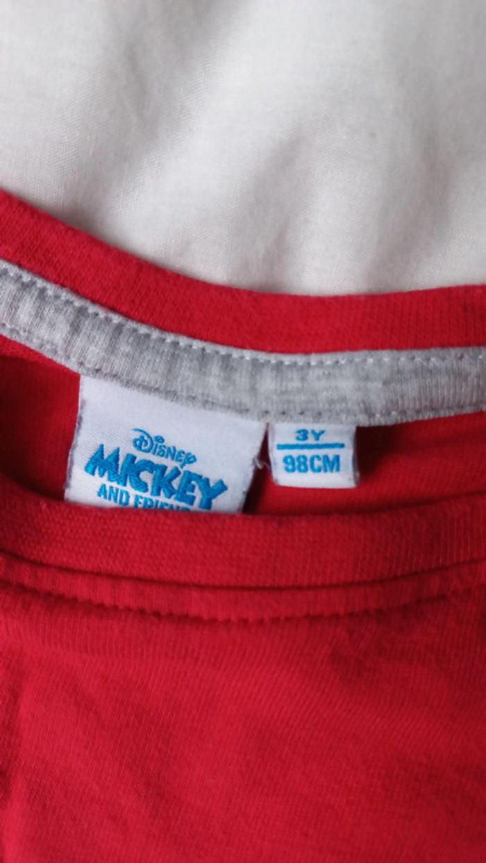 T-shirt rouge minnie bisous - photo numéro 3