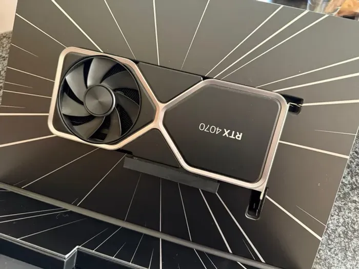 RTX 4070 - photo numéro 2