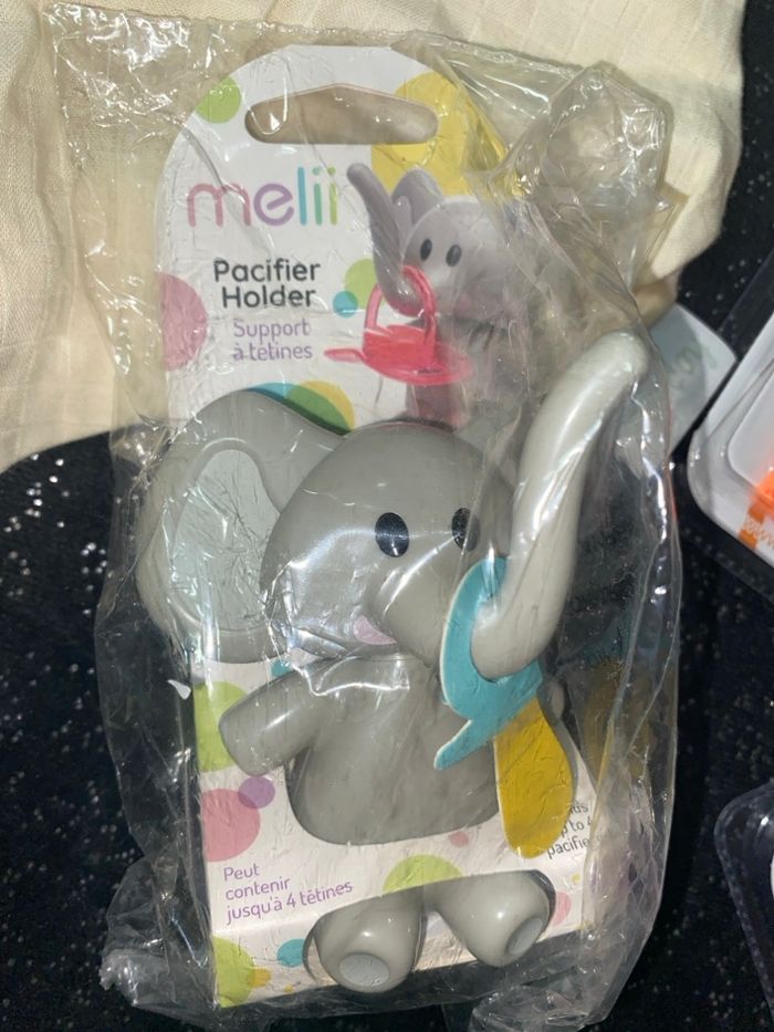 Lot cadeaux de naissance - photo numéro 2