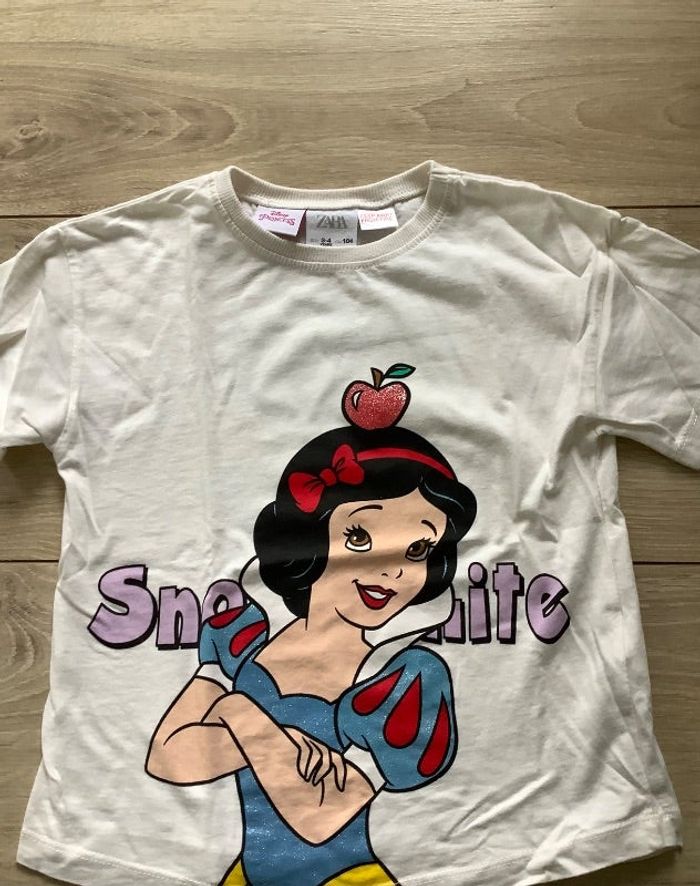 Tshirt Zara Disney princesse blanche neige 4 ans