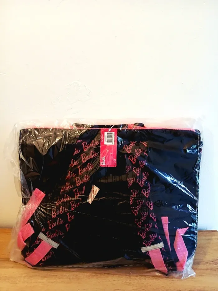 Barbie Cartable / Sac à dos 32x41cm - photo numéro 2