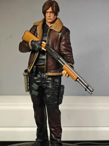 Figurine Resident Evil 4 : Leon 32cm neuve sans boîte