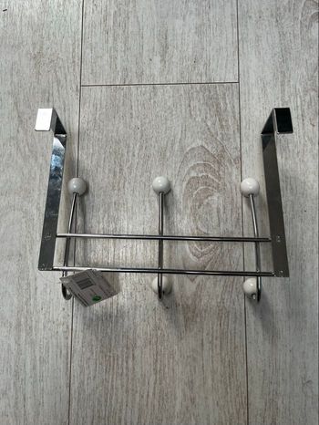 Patère de porte 6 embouts céramiques blancs