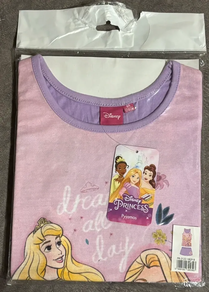 Pyjama 2 pièces Princesses taille 8 ans Disney