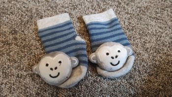 Chaussons à grelots pour bébé