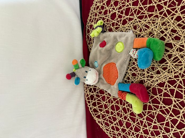 Doudou plat girafe vache gris à pois écharpe rayé SIMBA TOYS - photo numéro 3