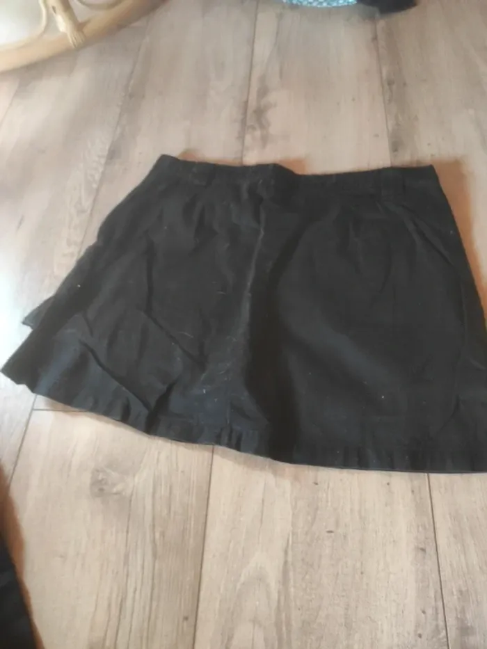 Jupe. Short Etam taille 34 36 - photo numéro 5