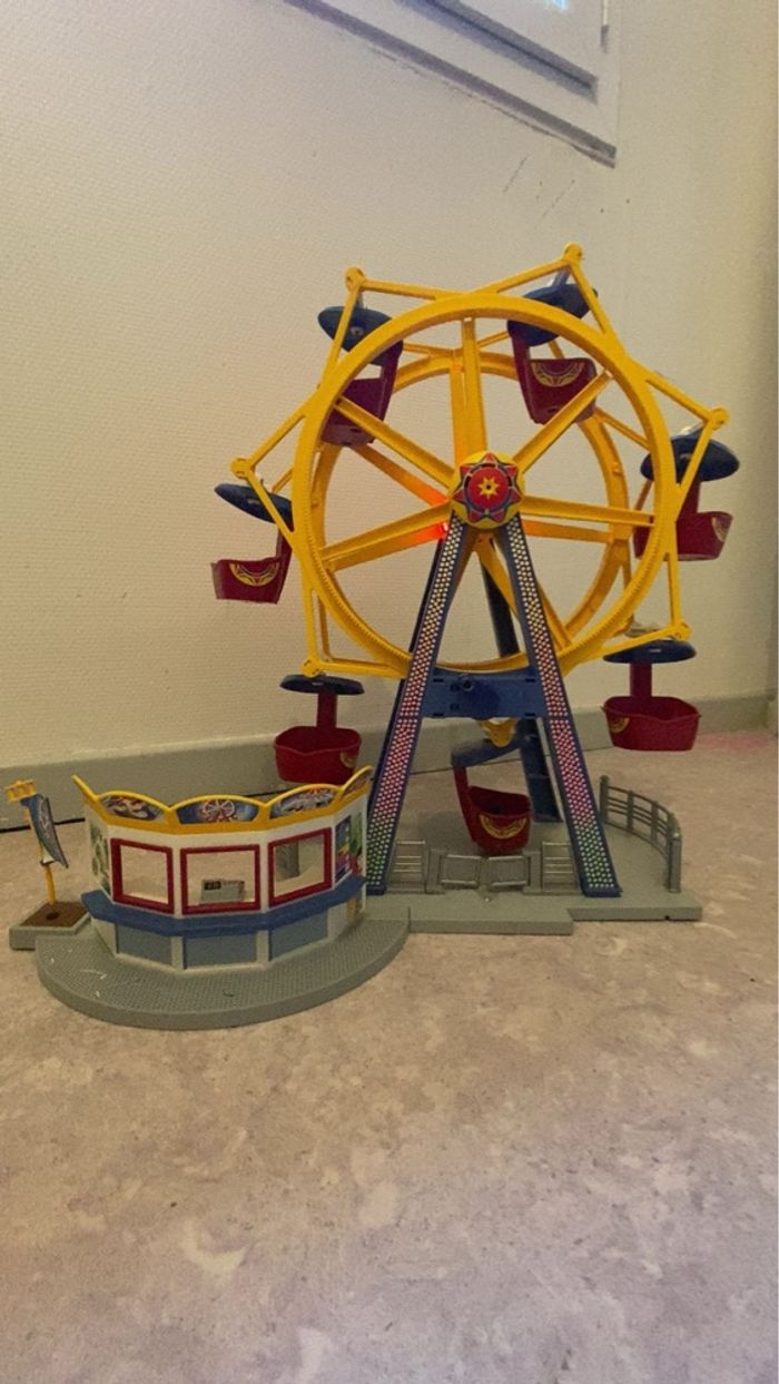 🎡 Lot Fête Foraine Playmobil – Grandes pièces + Stand – 60 € ( négociable ) 🎡 - photo numéro 5