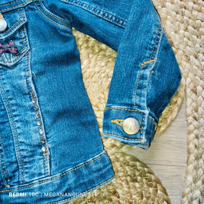 💙 Veste en jean fille 4 ans – Très bon état – Boutique parisienne - photo numéro 3