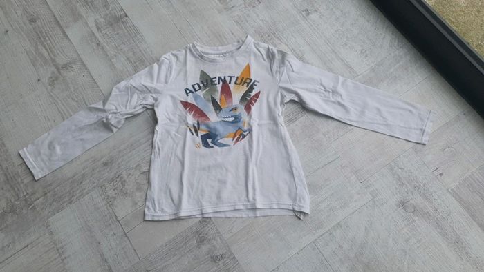 Tee-shirt manches longues Taille 8 ans