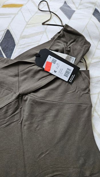 Robe kaki