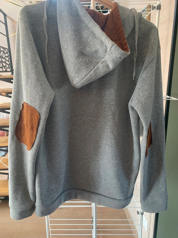 Pull à capuche gris  L - photo numéro 5