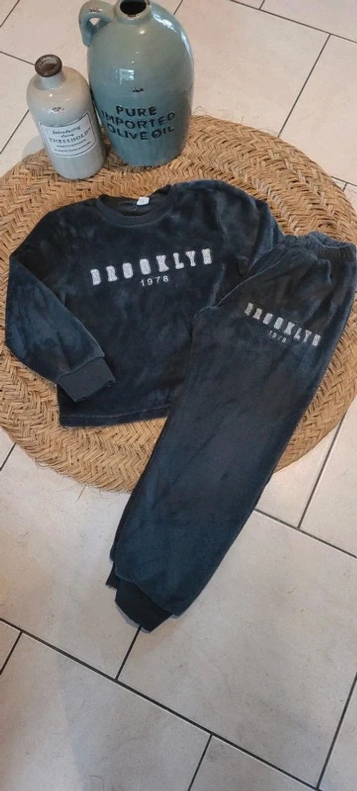 Pyjama 2 pièces garçon Taille 9 ans - photo numéro 2