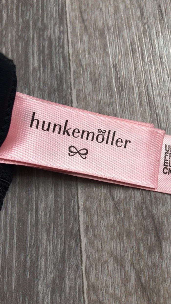 Soutien gorge noir - photo numéro 9