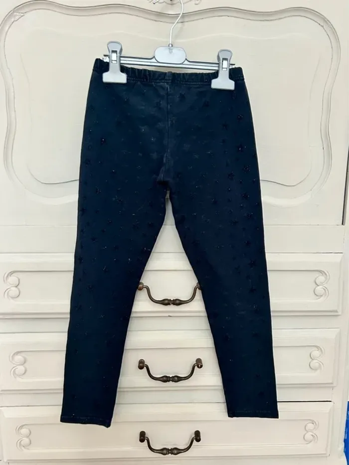 Très beau legging noir à étoile paillette Calzedonia taille 7 - 8 ans - photo numéro 2